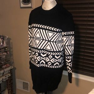 BCBGeneration Black Sweater Tunic - M/L